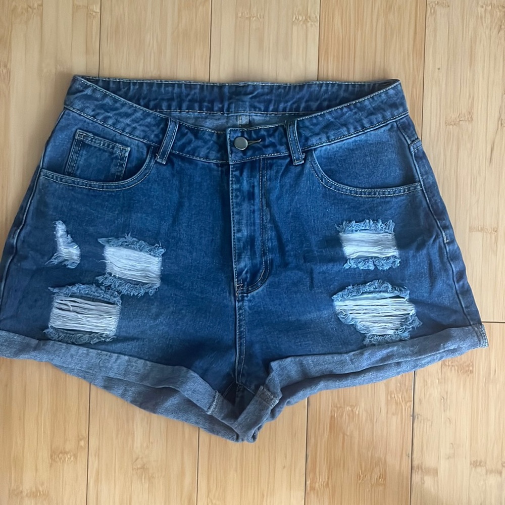 Rolled Hem Ripped Denim Shorts